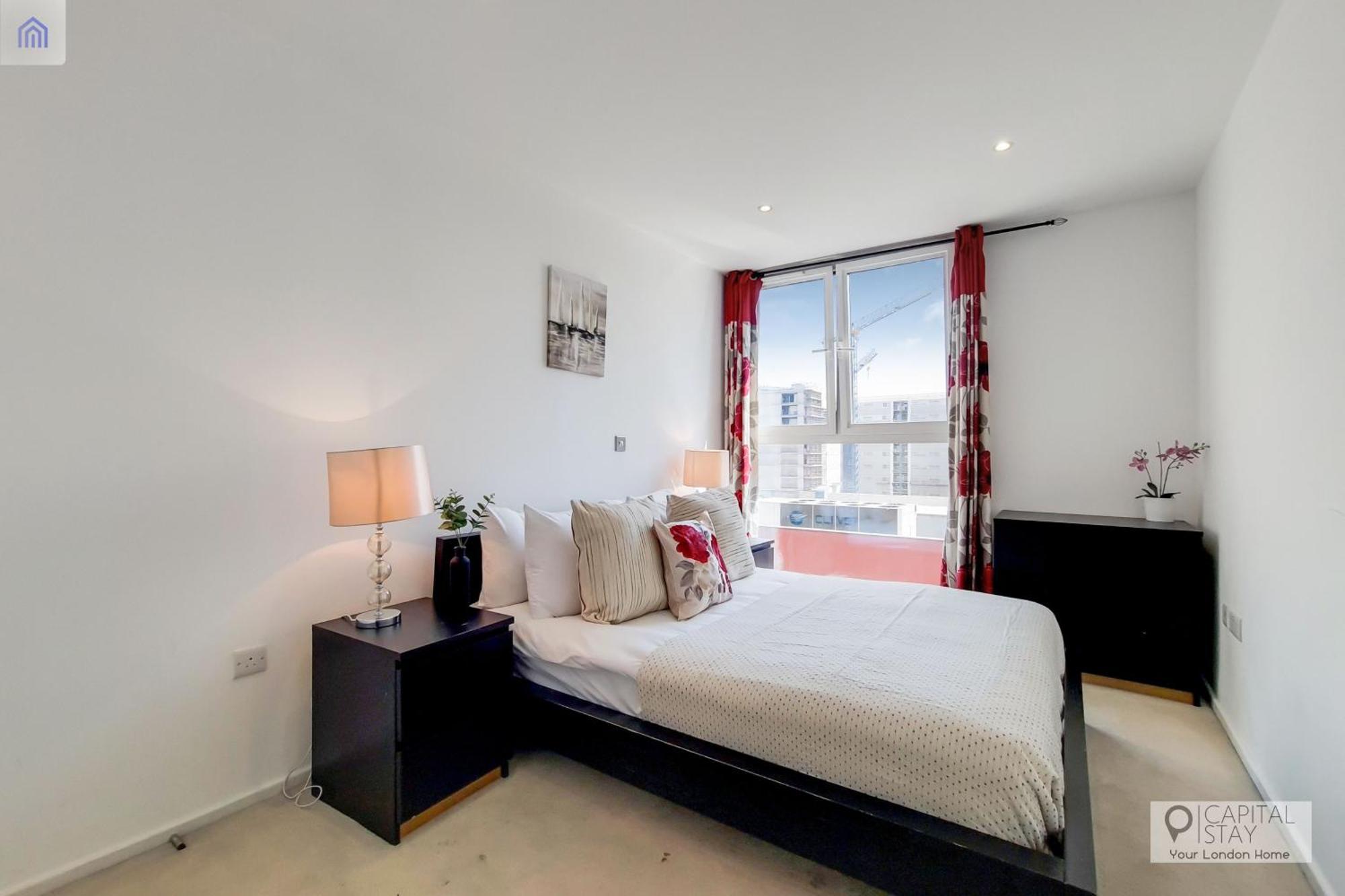 Excel - One Bed * Londen